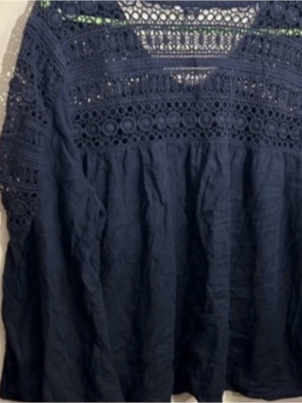 crown & ivy Size XL Navy Crochet Yoke Tunic Top